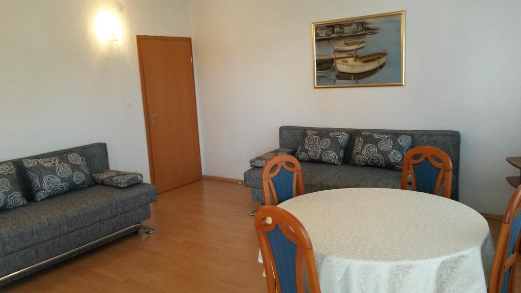 Apartments Aria Stari Grad  Extérieur photo